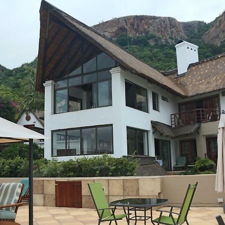 Galagos Lodge Hartbeespoort Extérieur photo