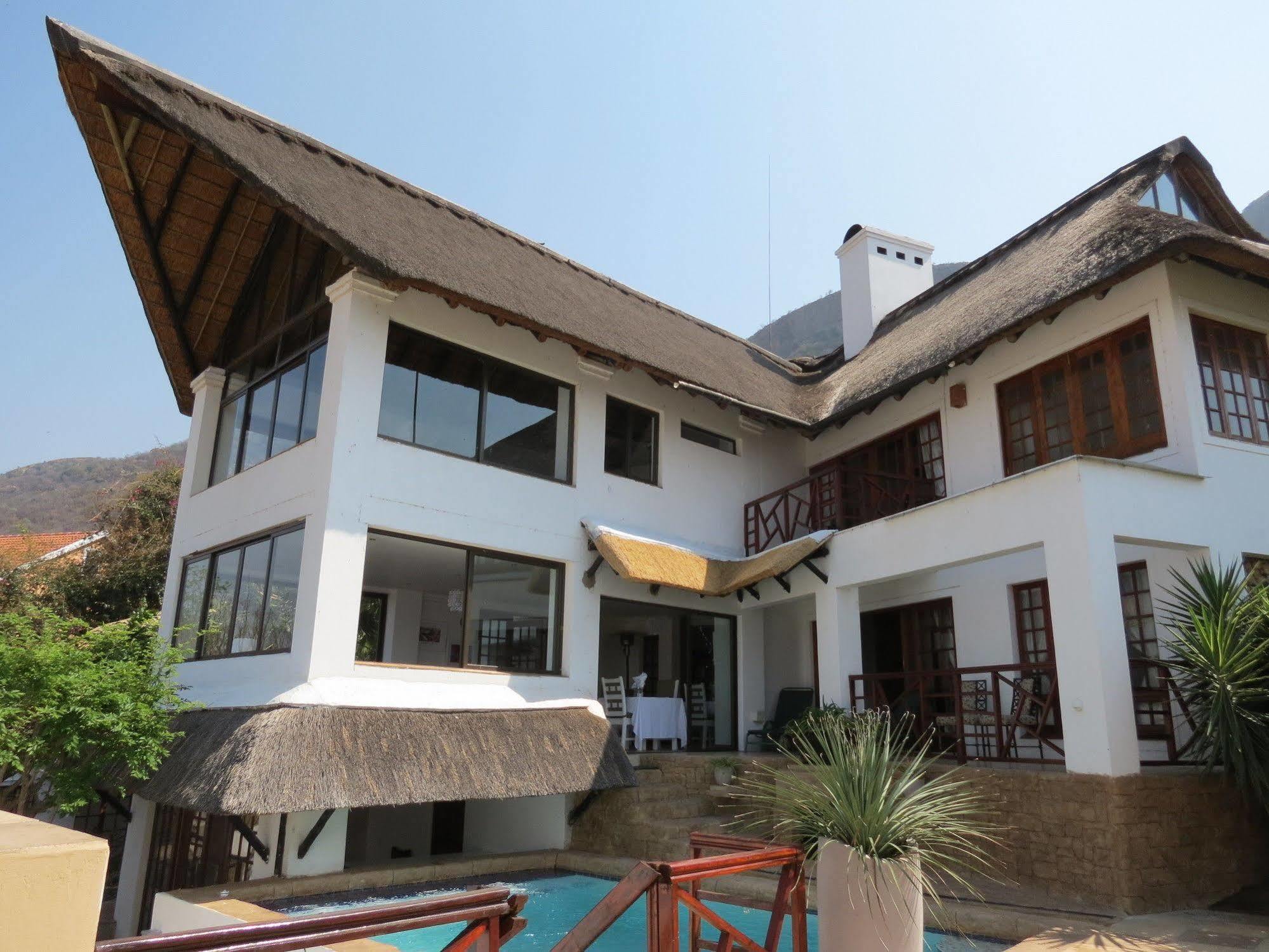 Galagos Lodge Hartbeespoort Extérieur photo