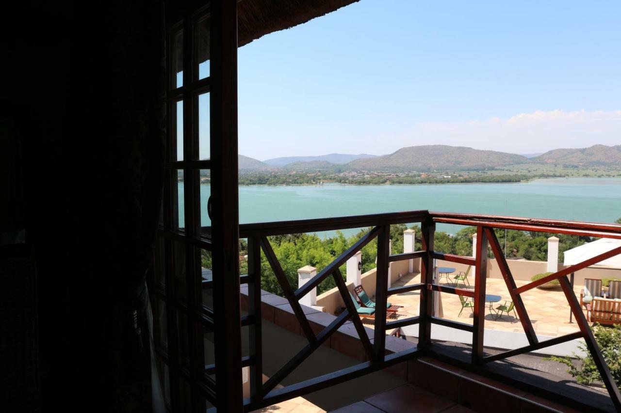 Galagos Lodge Hartbeespoort Extérieur photo
