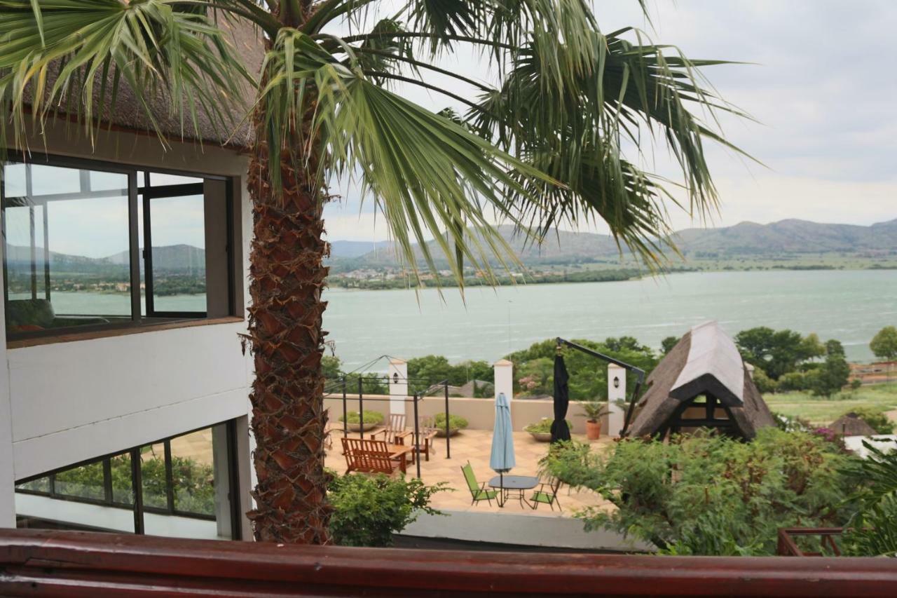 Galagos Lodge Hartbeespoort Extérieur photo