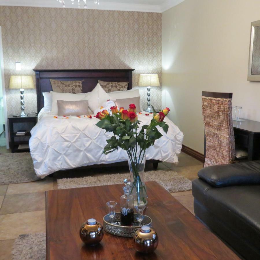 Galagos Lodge Hartbeespoort Extérieur photo